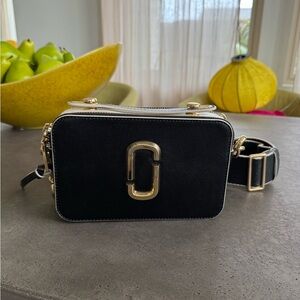 Marc Jacobs The Snapshot Black and Gold Crossbody Camera Bag